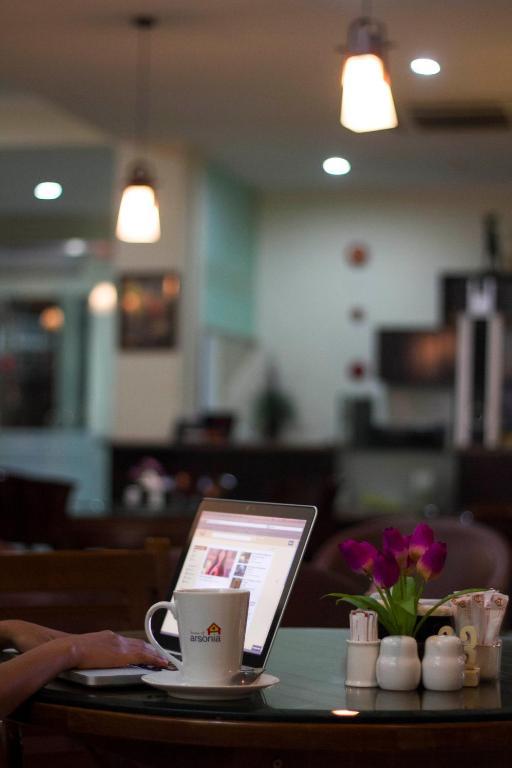 House Of Arsonia Tulip Hotel Jakarta Eksteriør billede
